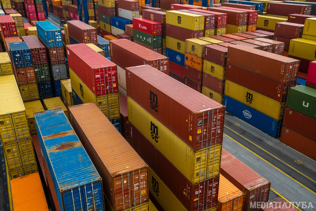 Растёт только ДВ